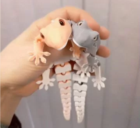 Fleksibilni Gekon – Zabavna Igranka za Djecu – 3D štampano