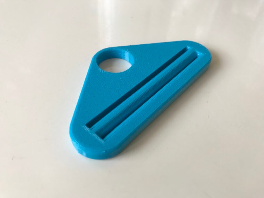 Odvajač zubne paste za kupatilo – 3D štampano