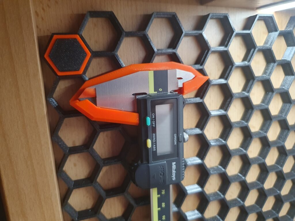 Držač štipaljki Mitutoyo za alat – 3D štampano