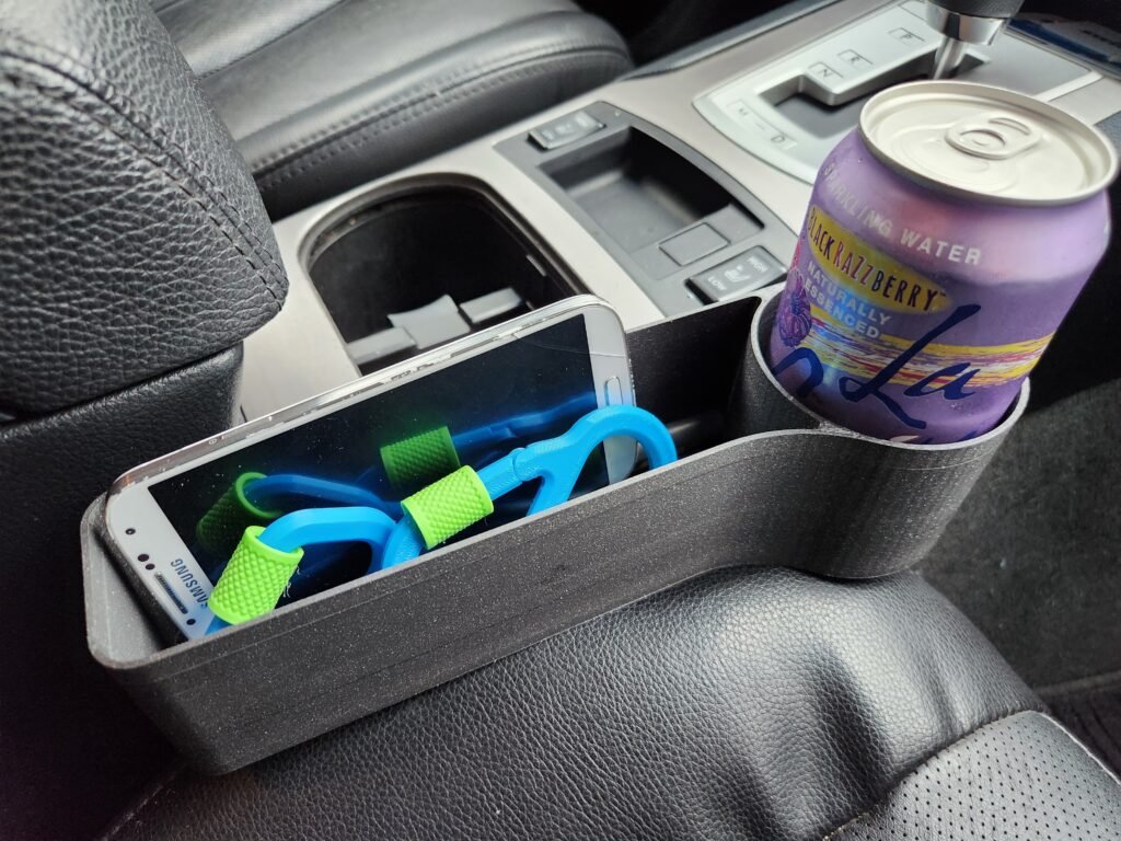 Organizator za auto sjedište, praktična pomoć – 3D štampano