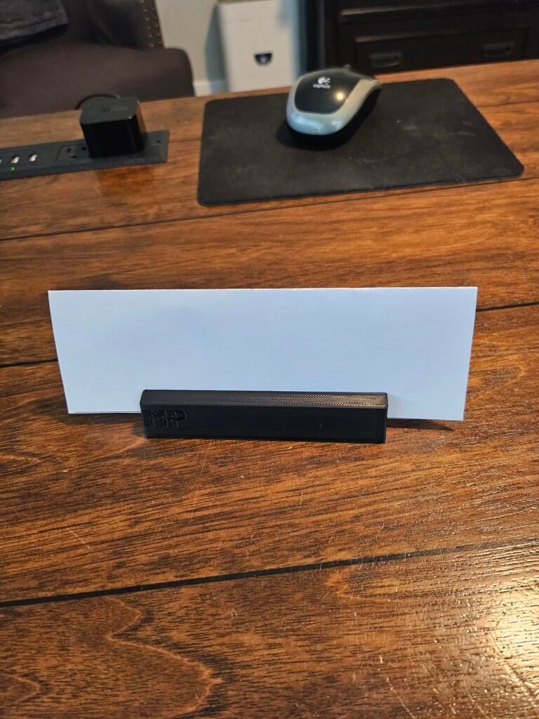 Držač za reklame na stolu – 3D štampano