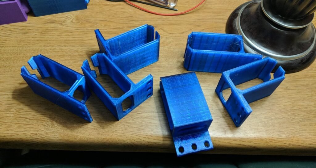 Organizator kablova za kancelariju i sto – 3D štampano