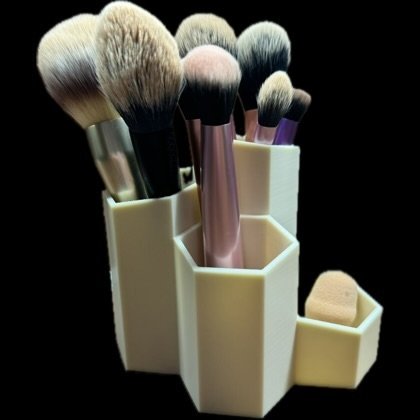 Držač za šminku i kistove – 3D štampano