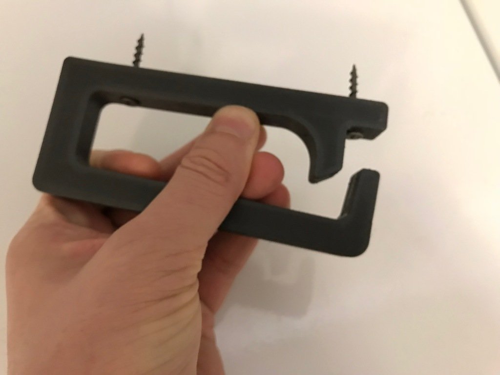 Stoni Kuka za kabl – 3D štampano