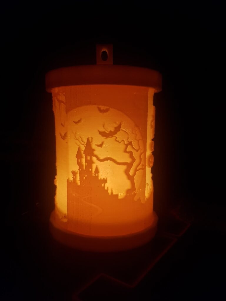 Lanterna za halovinu, ukras na sto – 3D štampano