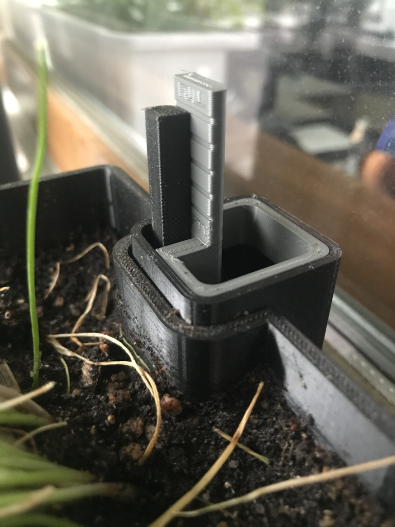 Pokazivač nivoa vode za saksiju – 3D štampano