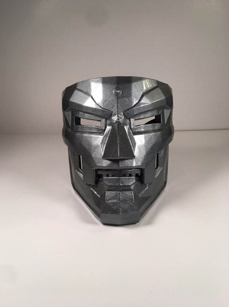 Maska Doktora Dūma za Kosplej – 3D štampano
