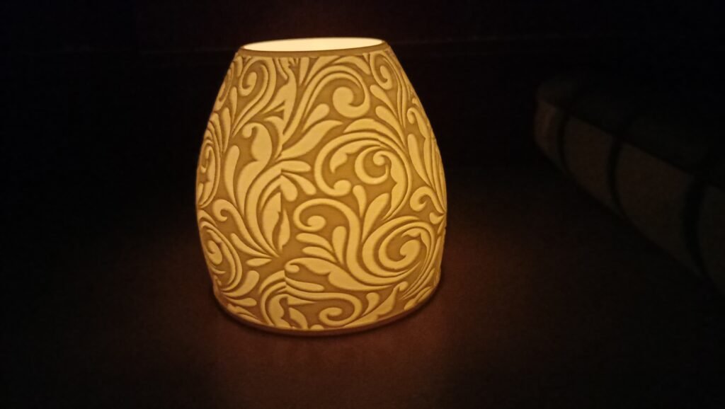 Svjetiljka od litofanije sa LED sijalicom – 3D štampano