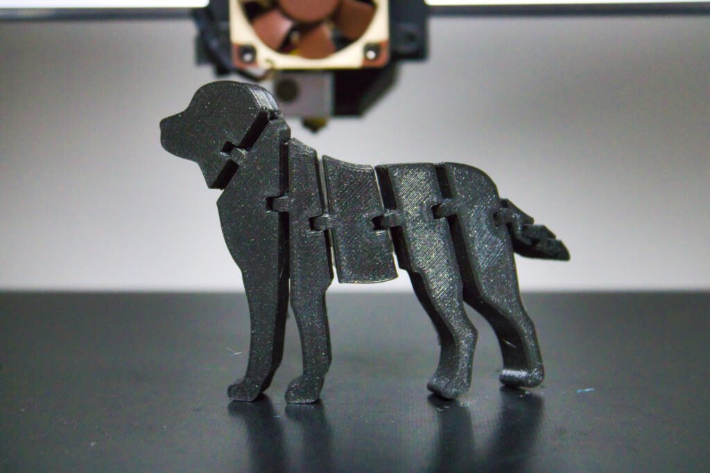 Fleksibilni labrador – ukras za dom – 3D štampano