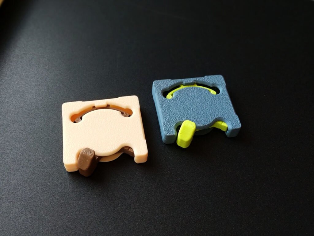 Igračka za smirenje, kliker za ruke – 3D štampano
