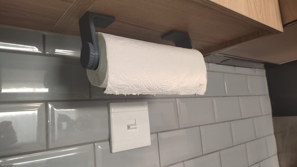Držač za papirne maramice ispod ormara – 3D štampano