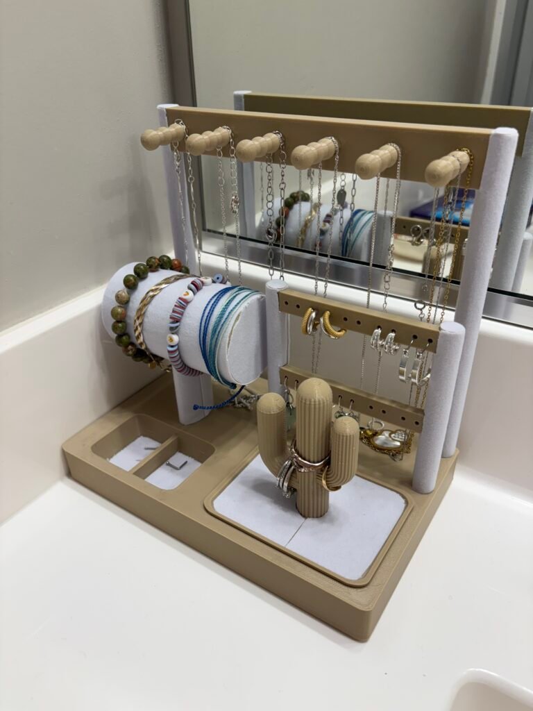 Kutijica za nakit sa skrivenom pregradom – 3D štampano