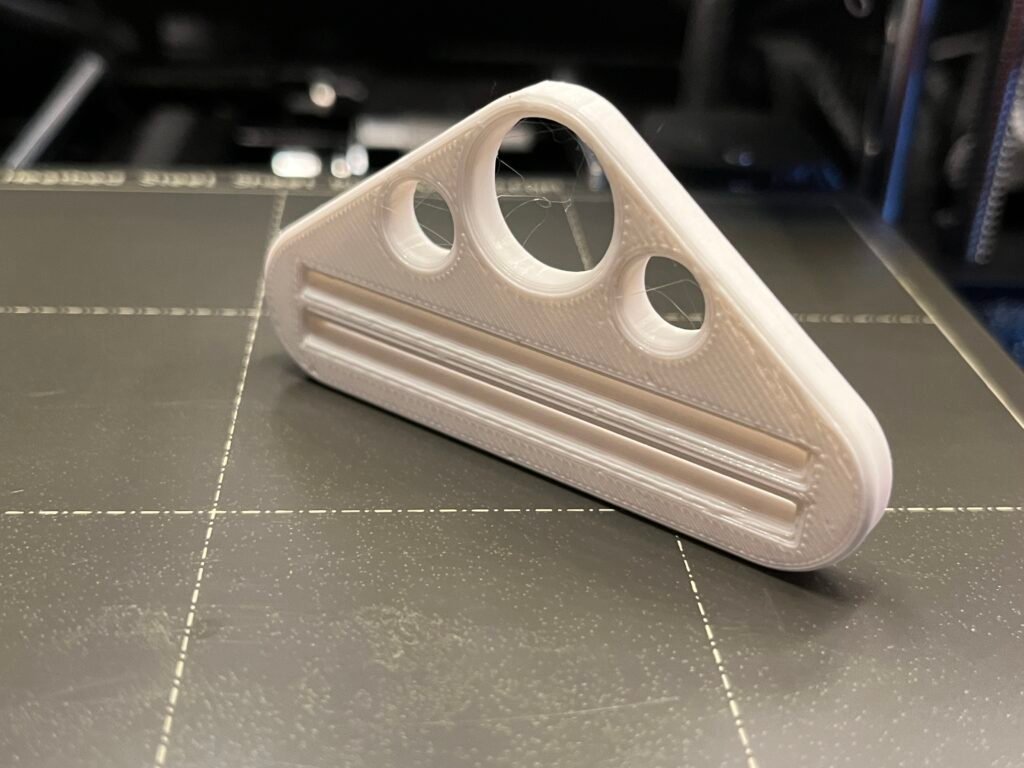 Izostavljača zubne paste – ručni model – 3D štampano