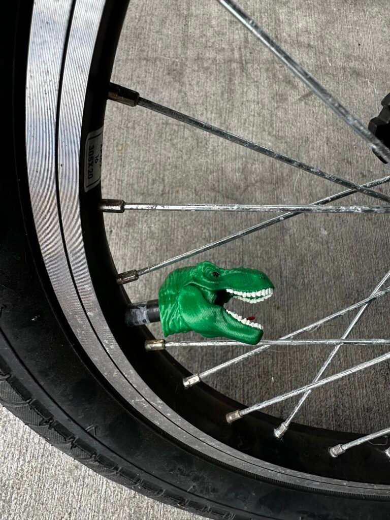 Poklopci za ventile, T-Rex dizajn – 3D štampano