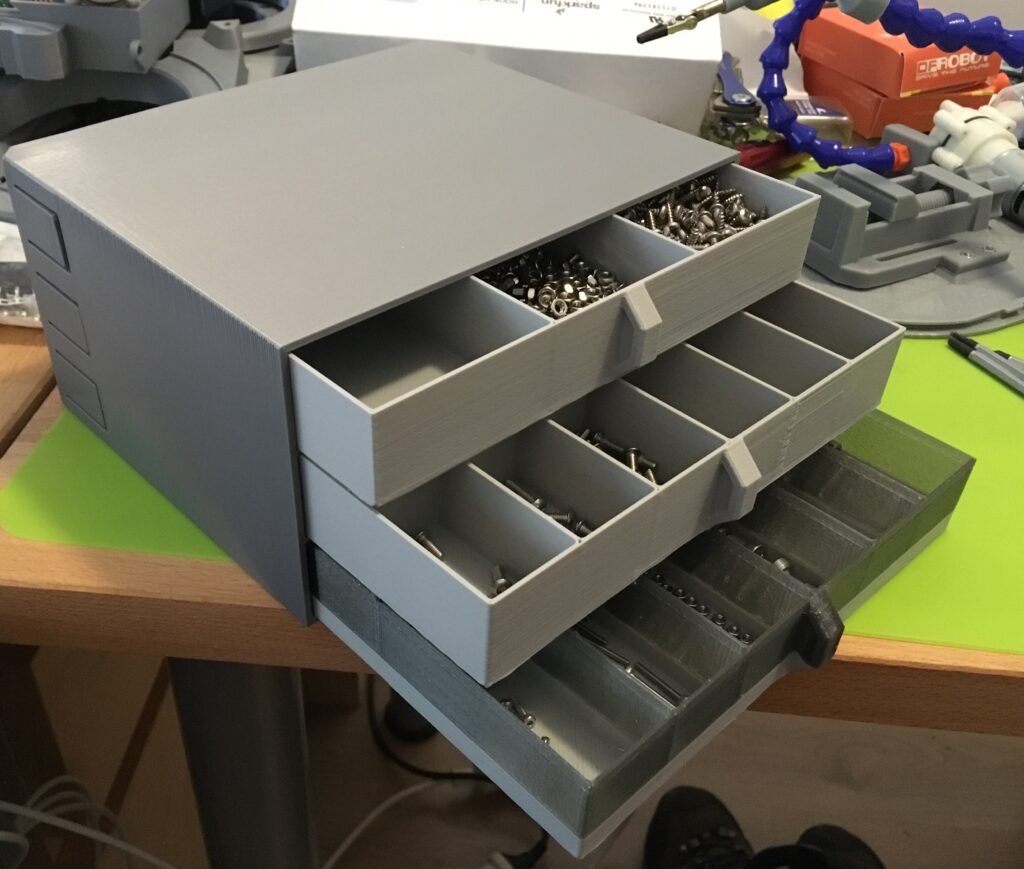 Posuda za odlaganje vijaka i sitnica – 3D štampano