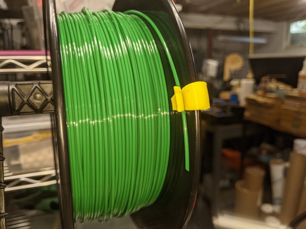 Držač filamenti za 3D štampač – 3D štampano