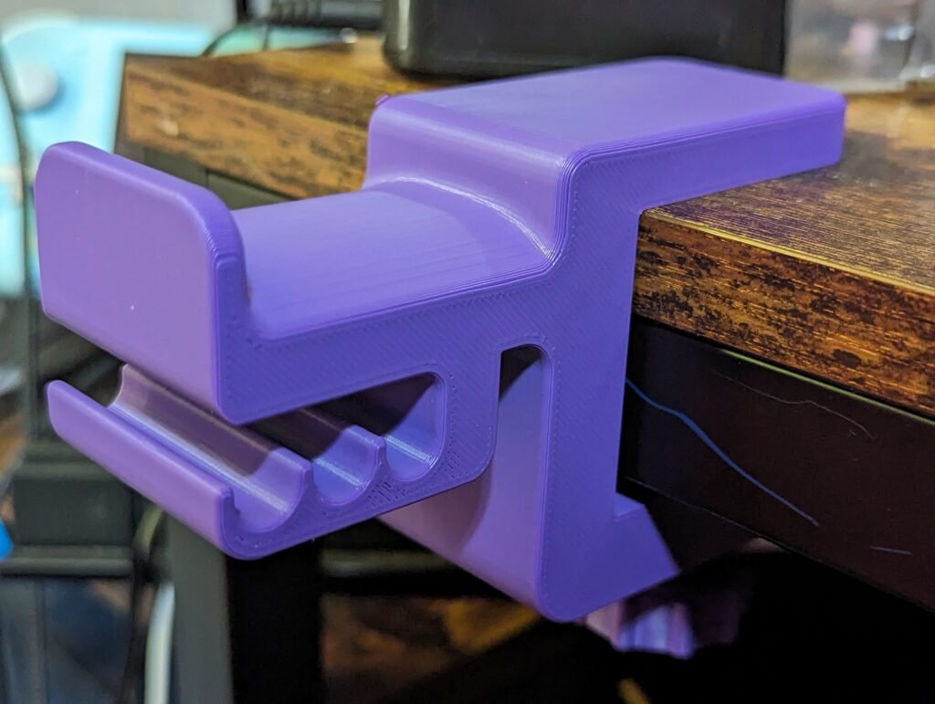 Držač za slušalice na stolu – 3D štampano