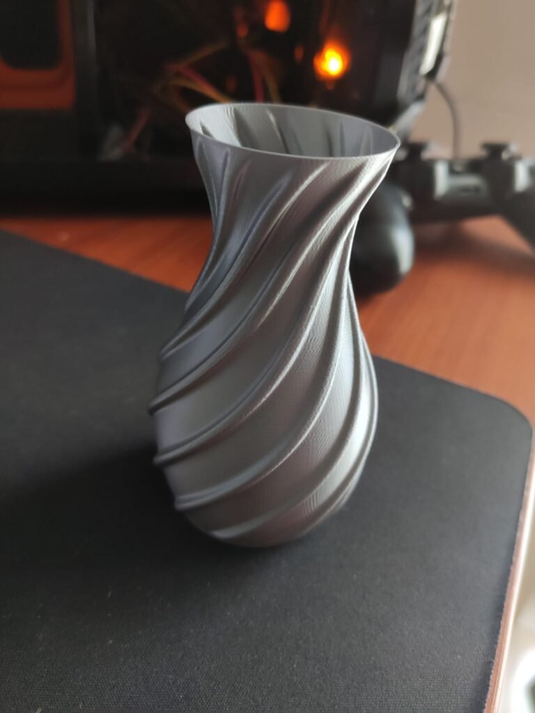 Spirala vaza za cvijeće i biljke – 3D štampano